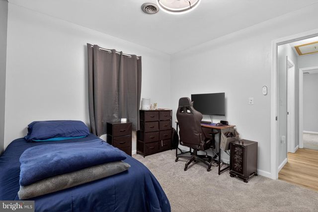 241 WILLOW MILL PARK RD, Mechanicsburg, PA 17050