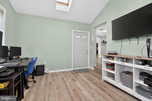 241 WILLOW MILL PARK RD, Mechanicsburg, PA 17050