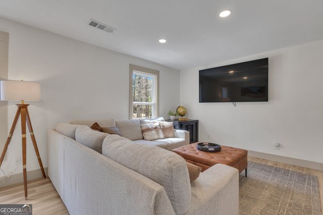 65 Tipperary Trail, Sharpsburg, GA 30277