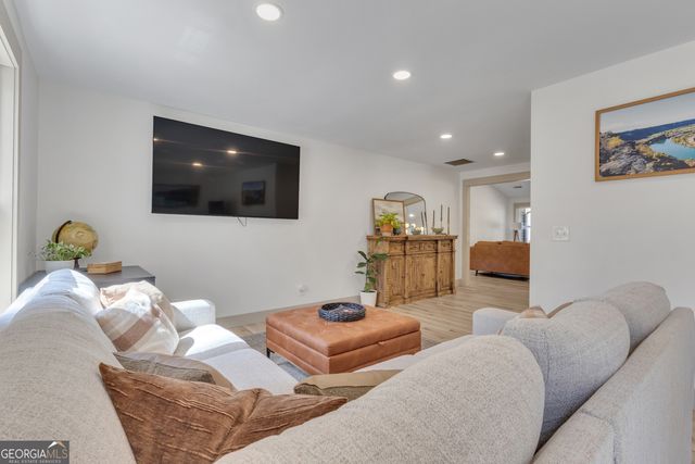 65 Tipperary Trail, Sharpsburg, GA 30277