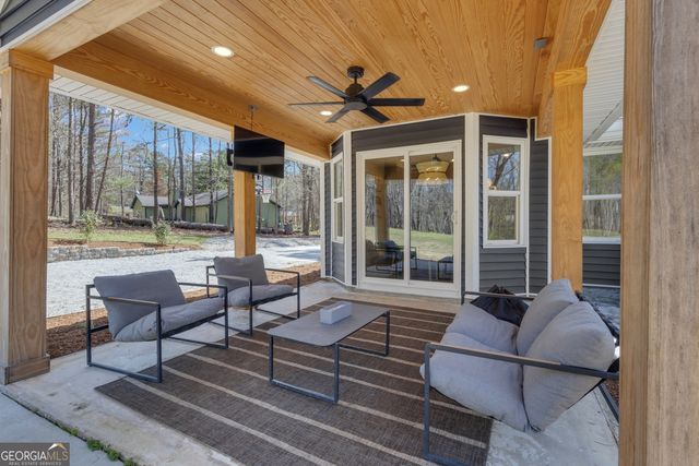 65 Tipperary Trail, Sharpsburg, GA 30277