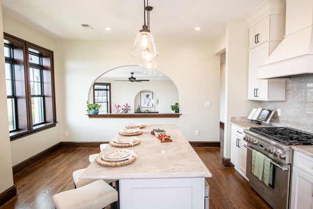 458 S Crest Road, Chattanooga, TN 37404