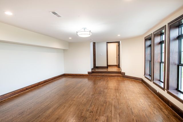 458 S Crest Road, Chattanooga, TN 37404