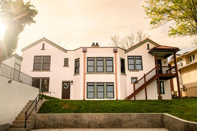 458 S Crest Road, Chattanooga, TN 37404