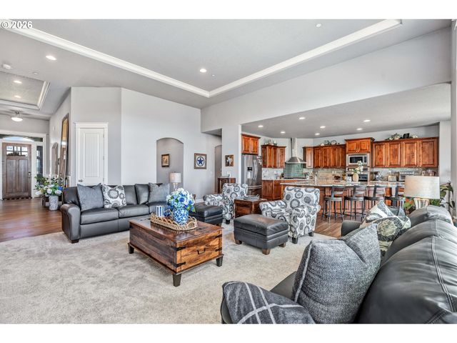 13790 Sw LAMBERT Ln, Gaston, OR 97119