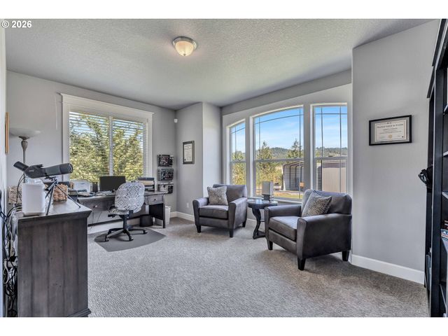 13790 Sw LAMBERT Ln, Gaston, OR 97119