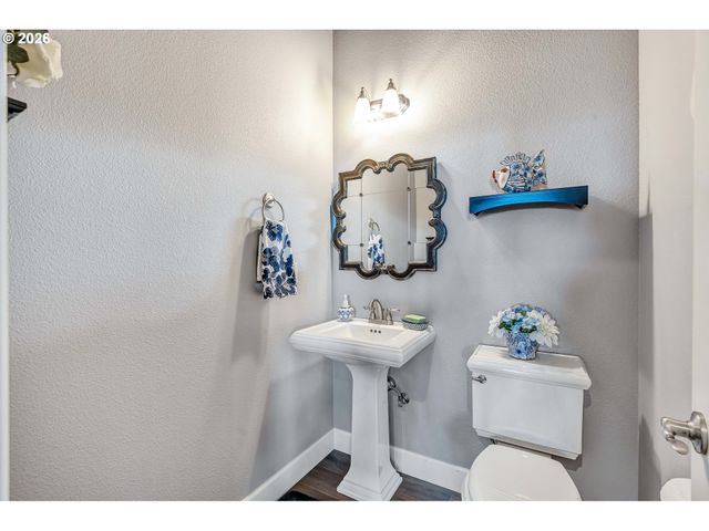 13790 Sw LAMBERT Ln, Gaston, OR 97119
