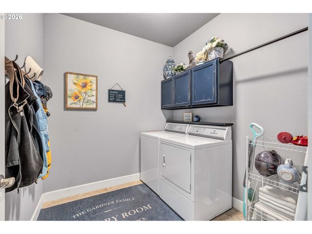 13790 Sw LAMBERT Ln, Gaston, OR 97119