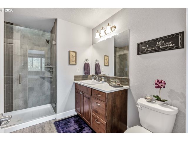 13790 Sw LAMBERT Ln, Gaston, OR 97119
