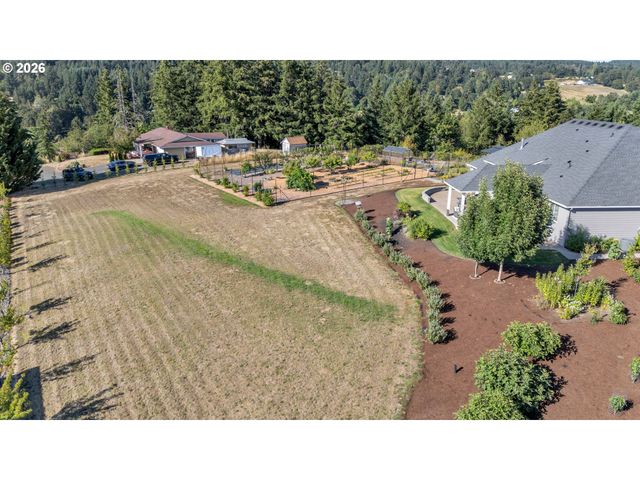 13790 Sw LAMBERT Ln, Gaston, OR 97119