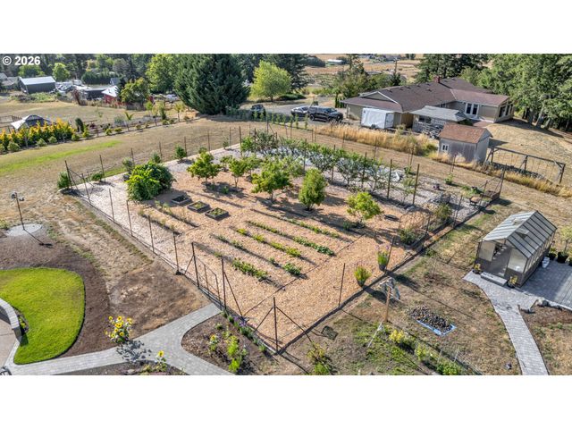 13790 Sw LAMBERT Ln, Gaston, OR 97119