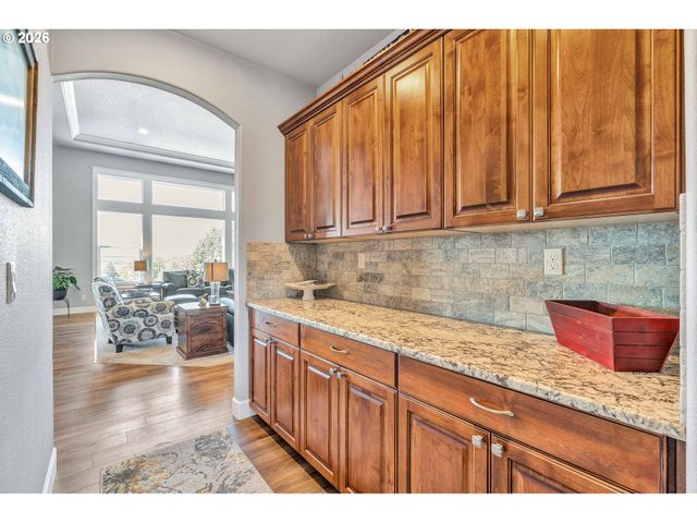 13790 Sw LAMBERT Ln, Gaston, OR 97119