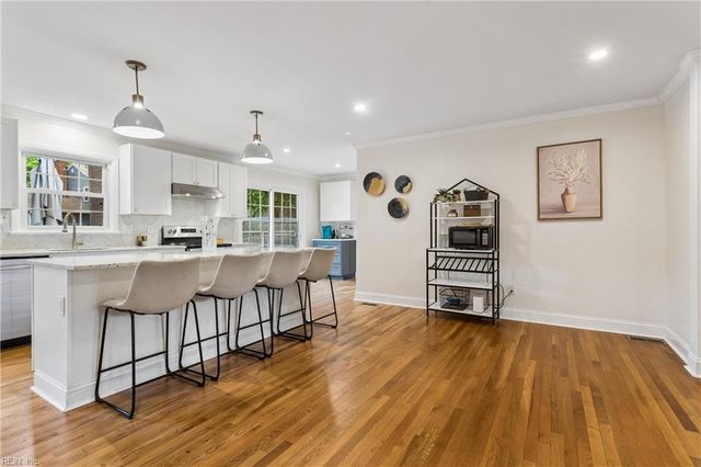 709 Village Green PW, Newport News, VA 23602