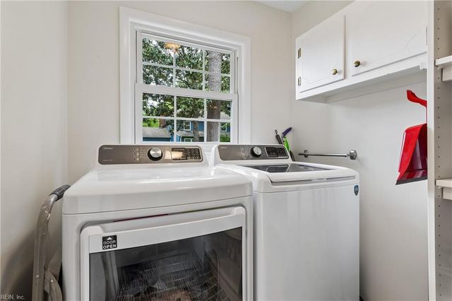 709 Village Green PW, Newport News, VA 23602
