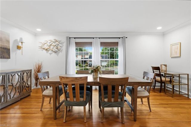 709 Village Green PW, Newport News, VA 23602