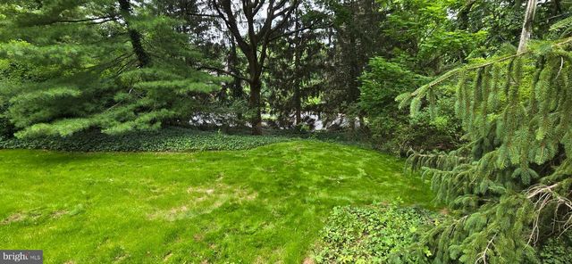1300 GRANTLEY RD, York, PA 17403