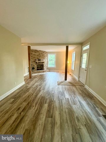 1300 GRANTLEY RD, York, PA 17403