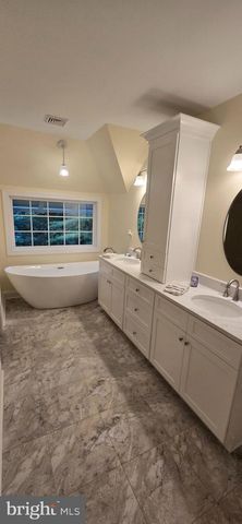 1300 GRANTLEY RD, York, PA 17403
