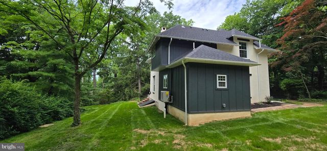 1300 GRANTLEY RD, York, PA 17403