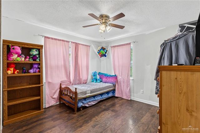 905 W Bowe Street, Pharr, TX 78577