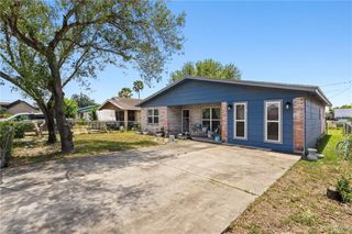 905 W Bowe Street, Pharr, TX 78577