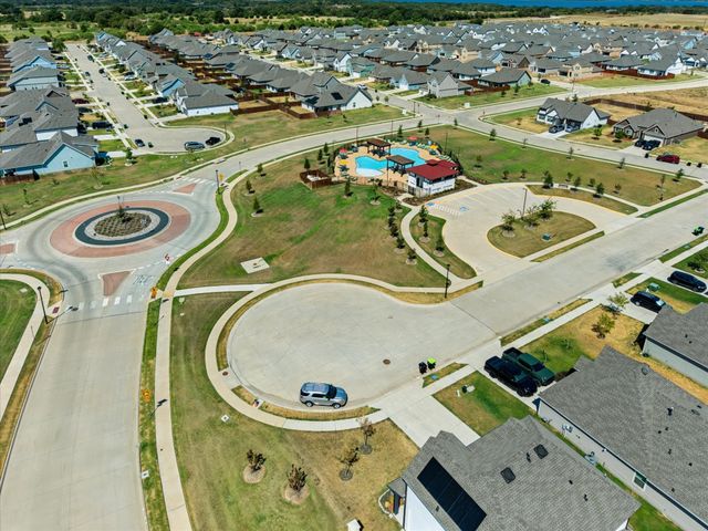 740 Amelia Court, Pilot Point, TX 76258