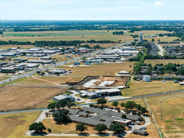 740 Amelia Court, Pilot Point, TX 76258