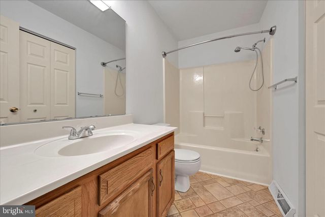 2098 WALNUT ST, Lebanon, PA 17042