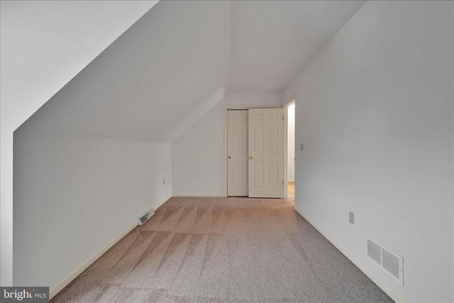 2098 WALNUT ST, Lebanon, PA 17042