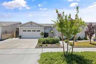 1938 N Frontier Street, Hanford, CA 93230
