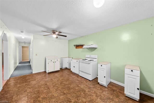 4250 Timber Lea Lane, Ramseur, NC 27316