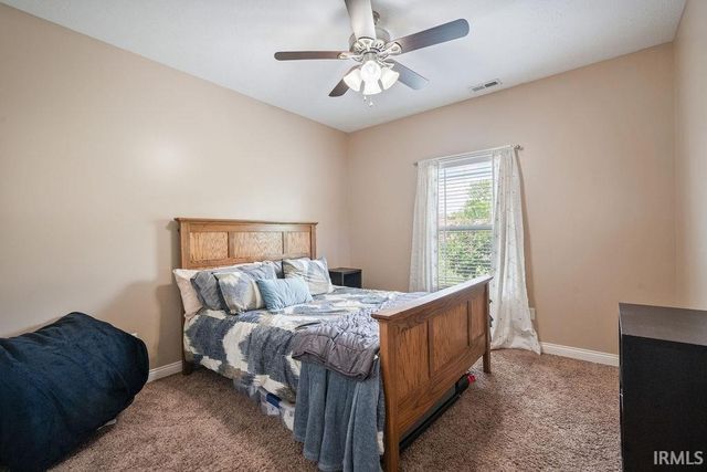 1736 POND VIEW Drive, Kokomo, IN 46902