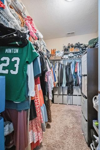 1736 POND VIEW Drive, Kokomo, IN 46902