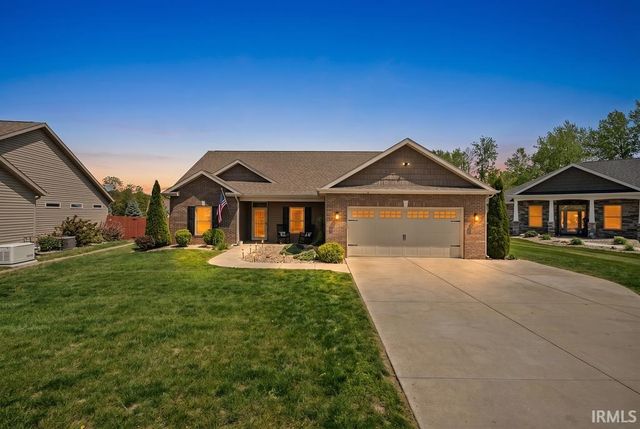 1736 POND VIEW Drive, Kokomo, IN 46902