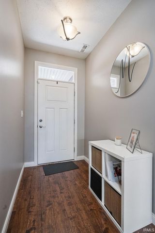 1736 POND VIEW Drive, Kokomo, IN 46902
