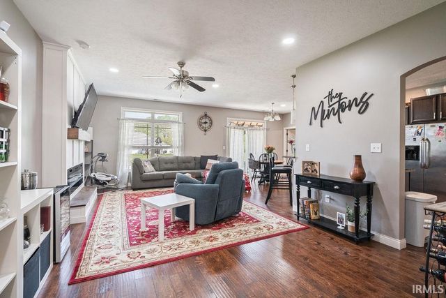 1736 POND VIEW Drive, Kokomo, IN 46902