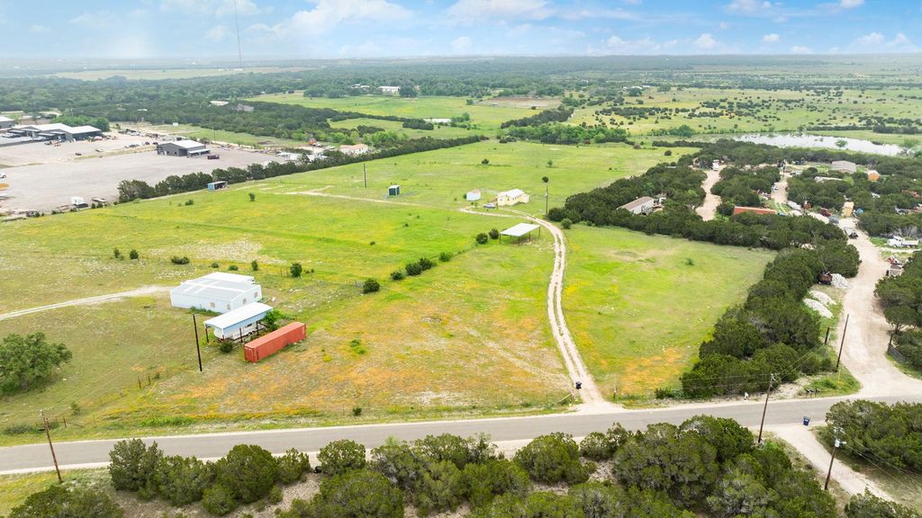 539 County Road 266, Bertram, TX 78605