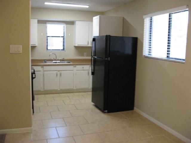 4726 Caroline Street, Seabrook, TX 77586