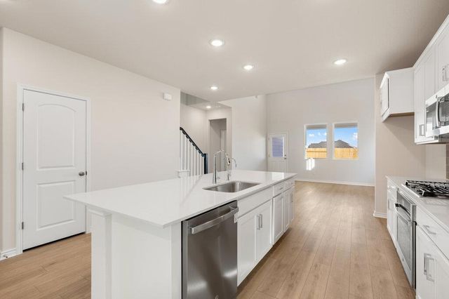 125 Clover BND, Liberty Hill, TX 78642