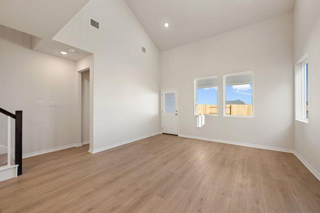 125 Clover BND, Liberty Hill, TX 78642