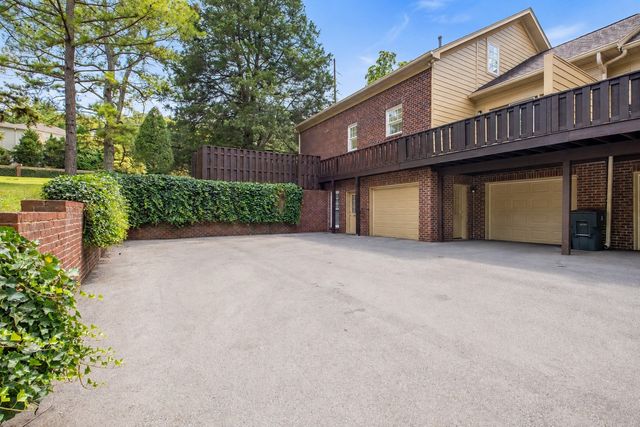 4412 Estes Rd, Nashville, TN 37215