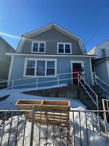 14-29 Pearl Street, Far Rockaway, NY 11691