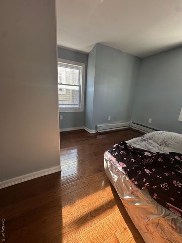 14-29 Pearl Street, Far Rockaway, NY 11691