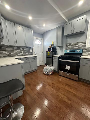 14-29 Pearl Street, Far Rockaway, NY 11691