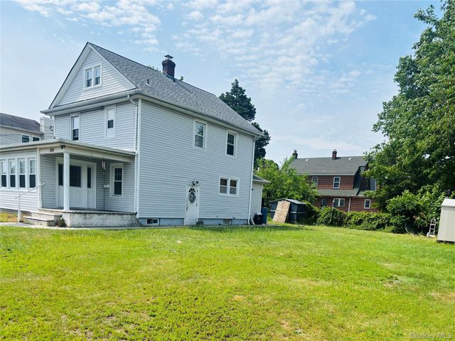 535 Cross Street, Westbury, NY 11590
