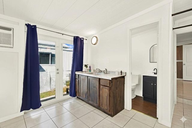 124 Valjean Lane, Key Largo, FL 33070