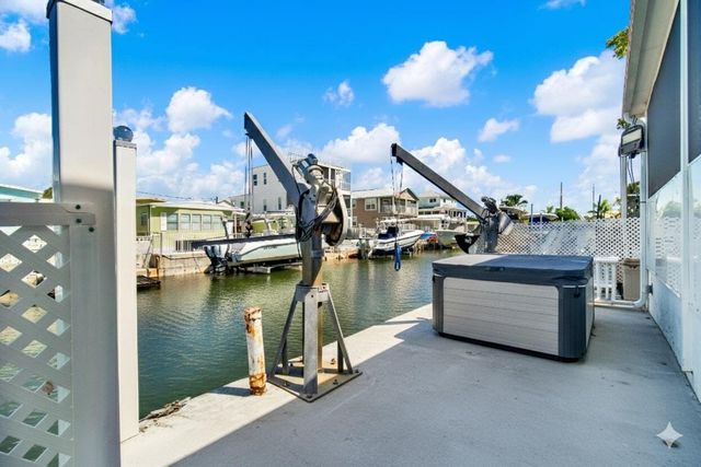 124 Valjean Lane, Key Largo, FL 33070