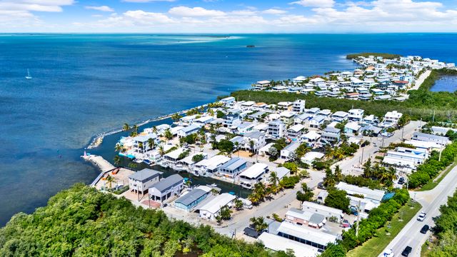 124 Valjean Lane, Key Largo, FL 33070