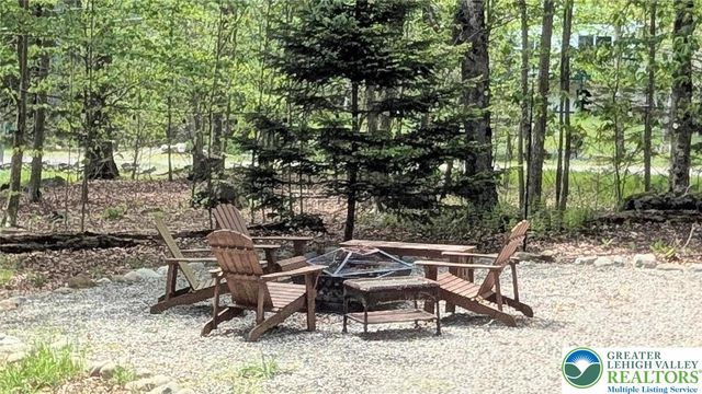 136 Tomhickon Trail, Coolbaugh Twp, PA 18347