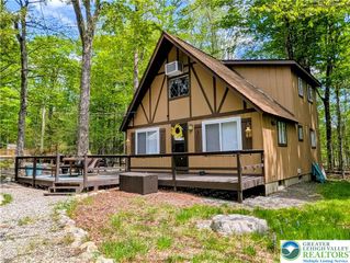 136 Tomhickon Trail, Coolbaugh Twp, PA 18347